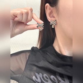 [Серьги Chanel CHANEL 25B с бантиком] 