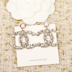 250358 [CHANEL Серьги-гвоздики серде