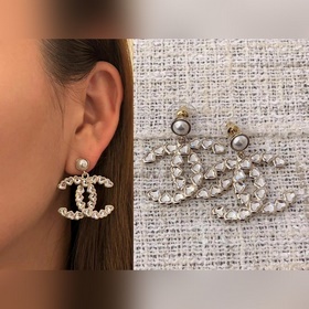 250358 [CHANEL Серьги-гвоздики серде