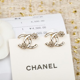 [CHANEL 26C Серьги с камелией и двойны