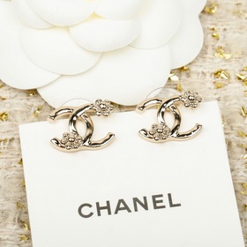 [CHANEL 26C Серьги с камелией и двойны