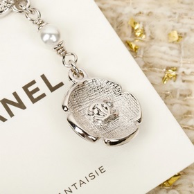 Золотая и серебристо-черная [Chanel C