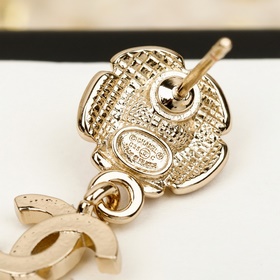 [CHANEL Серьги с розовыми камелиями, ж