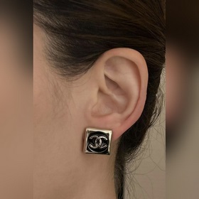 Черный, белый [Chanel CHANEL 26C — кв