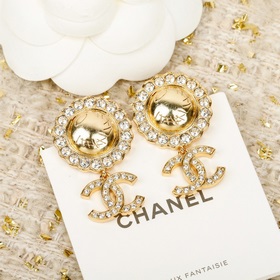 [CHANEL Круглые серьги-гвоздики с двой