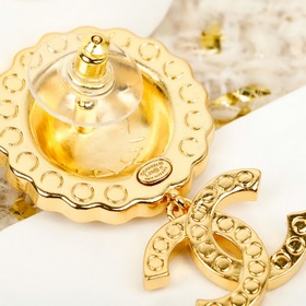 [CHANEL Круглые серьги-гвоздики с двой