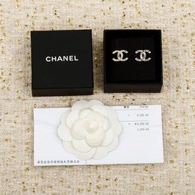 [CHANEL Звездочки с двойным «C» — серь
