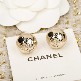 [Сережки-гвоздики Chanel CHANEL с мета