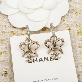 [CHANEL Серьги с двойным «C» и бантико