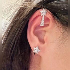 CH006 Серьги Chanel AB Comet： одно укр