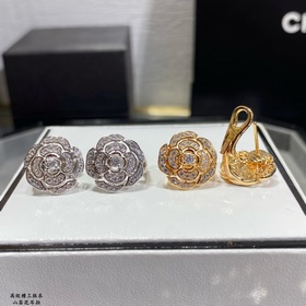 CH003 Серьги Chanel с мотивом камелии.