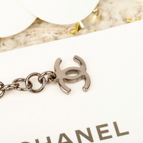 [CHANEL Браслет с ажурными бабочками 