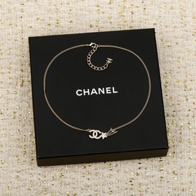 [Ожерелье CHANEL «Метеор» с двойным C]