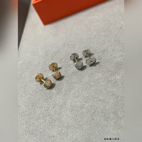 A0024 Серьги-гвоздики Hermès с одной з