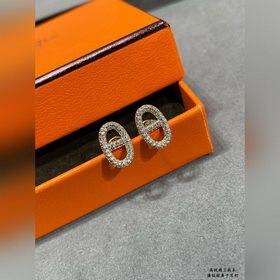 A0015 — эксклюзивная версия «Свиной но