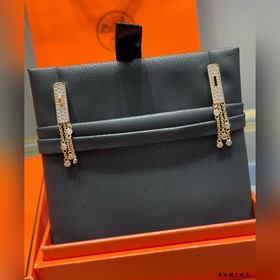 A0022 Серьги-гвоздики Hermès Kelly с п