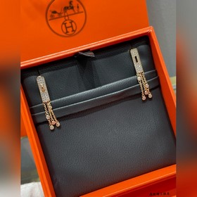 A0022 Серьги-гвоздики Hermès Kelly с п