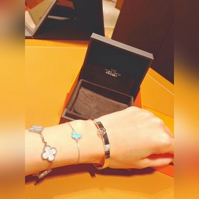 История создания браслета Collier de c