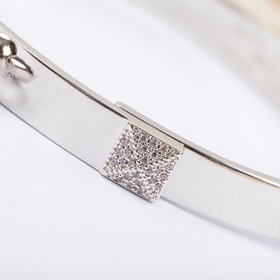 История создания браслета «Collier de 