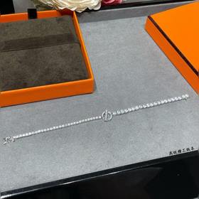 a1099 2 5 Браслет Hermes OT с квадратн