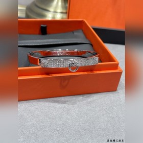 Браслет a771 от Hermès с заклепками по