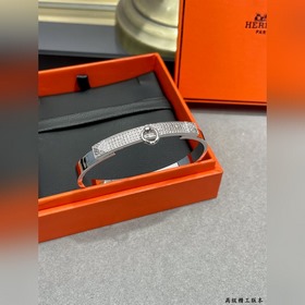 Браслет a771 от Hermès с заклепками по