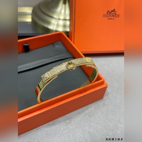 Браслет a771 от Hermès с заклепками по