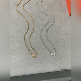 a021 Ожерелье Hermès с одной заклепкой