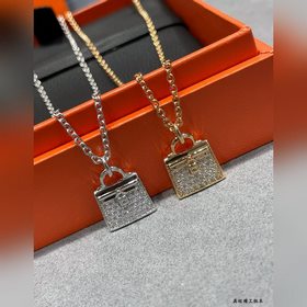 a015 Оригинальный кулон виде застежки