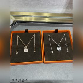 a016 Оригинальное колье виде сумки Kel