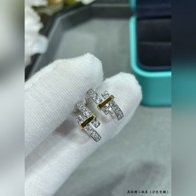 Сережки-гвоздики Tiffany в форме круга