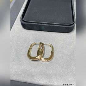 T931 из 18-каратного золота. Серьги Ti