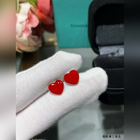 T9299 2 5 Серьги-гвоздики в форме серд