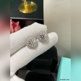 Сережки-гвоздики T937 Tiffany с больши