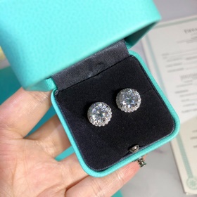 T9379 2 5 — серьги-гвоздики Tiffany с