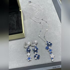 Серьги V128 VCA синими бриллиантами ви