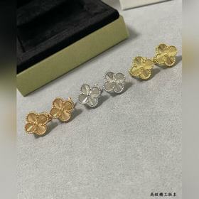 V123V Позолоченные серьги-кляп VCA в ф