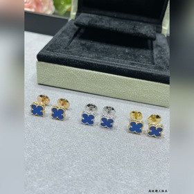 V114 VCA — миниатюрные серьги-гвоздики