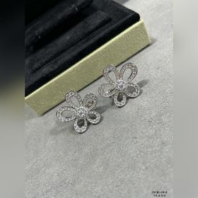 Серьги V127 VCA с полным покрытием бри