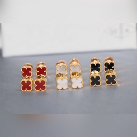 Сережки-гвоздики VCA Van Cleef & A