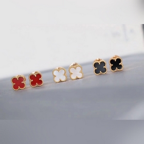 Сережки-гвоздики VCA Van Cleef & A