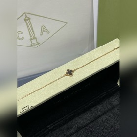Браслет VCA Cleef&Arpels из розово