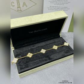 [V Gold White Mother-of-Pearl] VCA — 