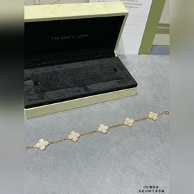 [V Gold White Mother-of-Pearl] Брасле