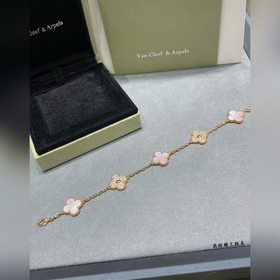 [V Gold] Браслет VCA с натуральными р