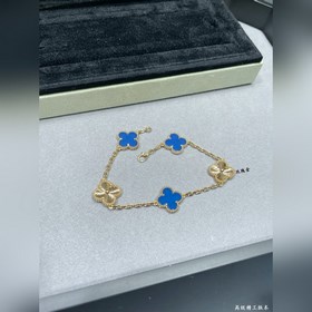 Браслет VV5 VCA синим агатом, украшенн