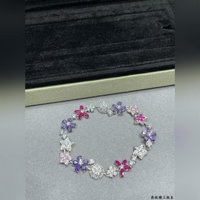 Браслет VV42 VCA с цветными бриллианта