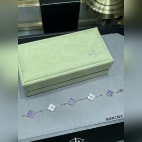 Браслет VV29 VCA с фиолетовыми вставка