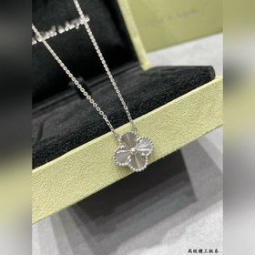 Ограниченная рождественская серия： оже