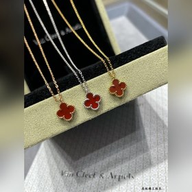 Мини-колье VCA из красного агата в фор